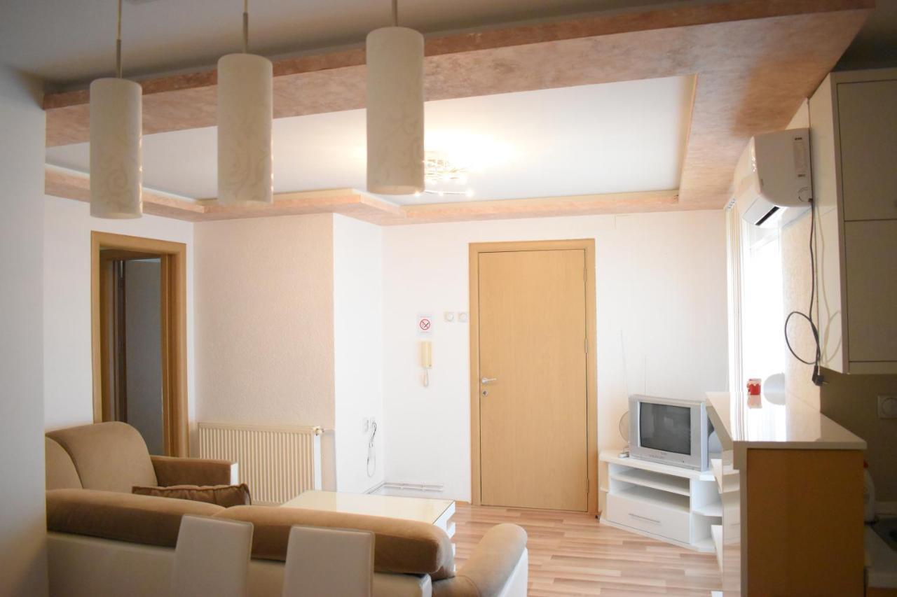 Apartments Holiday Vranje Zewnętrze zdjęcie