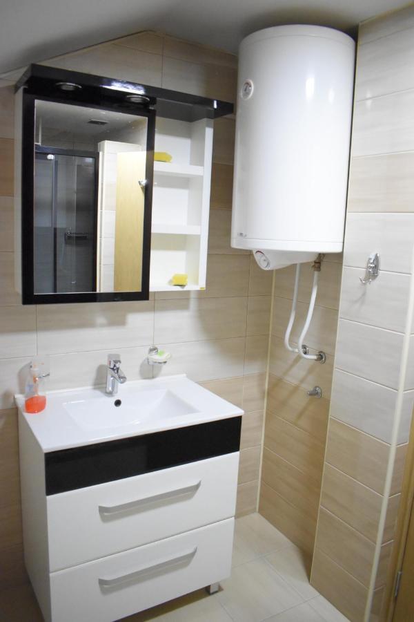 Apartments Holiday Vranje Zewnętrze zdjęcie